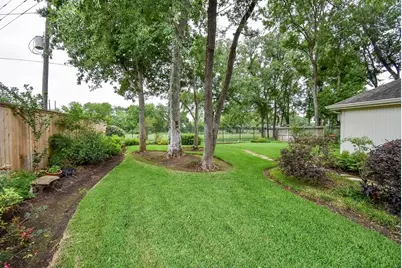 3542 Mesquite Drive, Sugar Land, TX 77479 - Photo 5