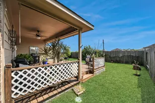 9617 Yellow Rose Dr, Texas City, TX 77591 - Photo 37