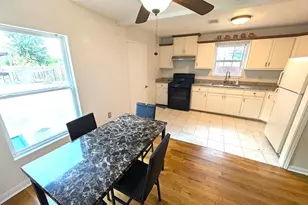 5817 Wayne St, Houston, TX 77026 - Photo 5