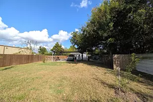 5817 Wayne St, Houston, TX 77026 - Photo 15