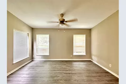 202 Main Street, Fresno, TX 77545 - Photo 17