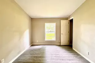 202 Main St, Fresno, TX 77545 - Photo 23