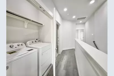 1602 Westside Gardens Lane, Houston, TX 77055 - Photo 23
