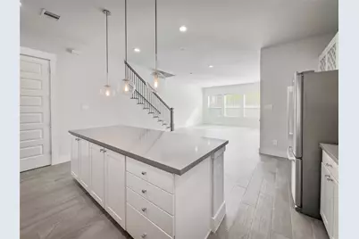 1602 Westside Gardens Lane, Houston, TX 77055 - Photo 7