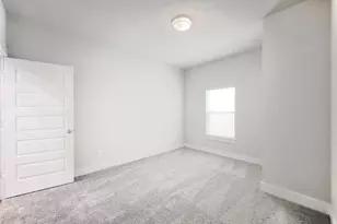 1602 Westside Gardens Ln, Houston, TX 77055 - Photo 17