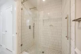 11006 Wickersham Ln, Houston, TX 77042 - Photo 15