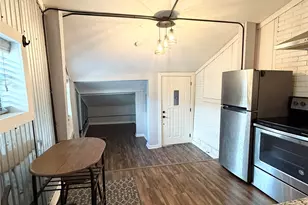 4630 Woodside St, Houston, TX 77023 - Photo 7