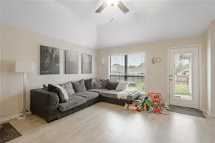 106 Rudder Wy, Huntsville, TX 77320 - Photo 11