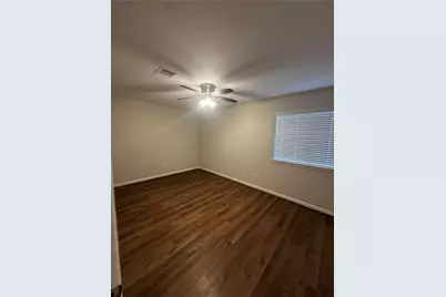 8807 Belle Glen Drive, Houston, TX 77099 - Photo 13
