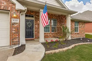 8209 Grayson Way, Watauga, TX 76148 - Photo 3