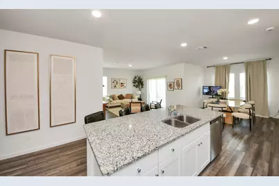 10311 Malta Trace Drive, Rosharon, TX 77583 - Photo 9