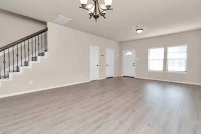 5635 Round Robin Drive, Katy, TX 77449 - Photo 9