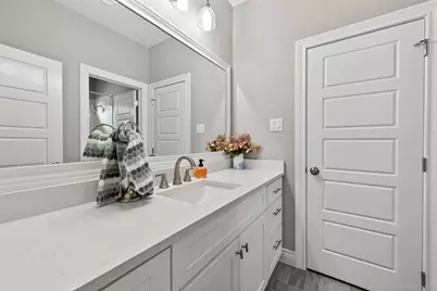 10905 Dauphine Street, Willis, TX 77318 - Photo 15