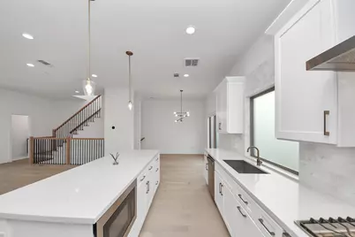 615 Oakley Street, Houston, TX 77006 - Photo 17