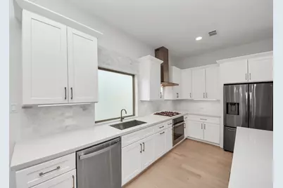 615 Oakley Street, Houston, TX 77006 - Photo 15