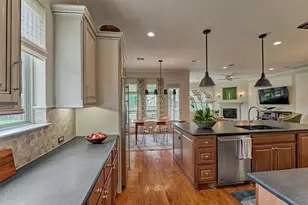 30 W Twin Ponds Ct, Tomball, TX 77375 - Photo 17