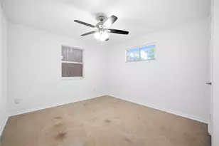 217 E 12th St, Houston, TX 77008 - Photo 13