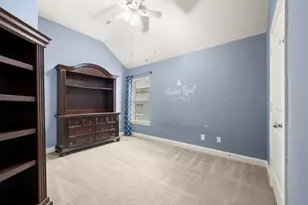 18226 E Willow Oak Bend Dr, Cypress, TX 77433 - Photo 17