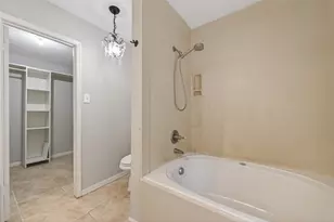 12811 Ashford Meadow Dr, Houston, TX 77082 - Photo 15