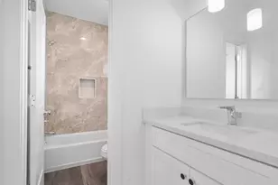 7504 Carver Rd, Houston, TX 77088 - Photo 17