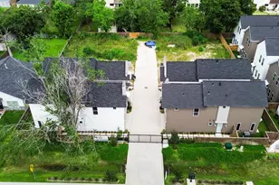 7504 Carver Rd, Houston, TX 77088 - Photo 31