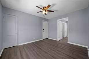 1919 McDuffie, Houston, TX 77019 - Photo 5