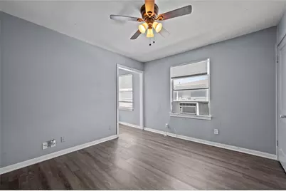 1919 McDuffie #2, Houston, TX 77019 - Photo 1