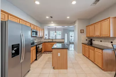 86 Wintergreen Trail, The Woodlands, TX 77382 - Photo 17