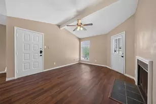 12500 Sandpiper Dr, Houston, TX 77035 - Photo 3