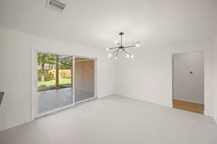 5022 Hazelton St, Houston, TX 77035 - Photo 15