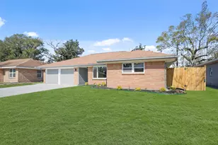 5022 Hazelton St, Houston, TX 77035 - Photo 5