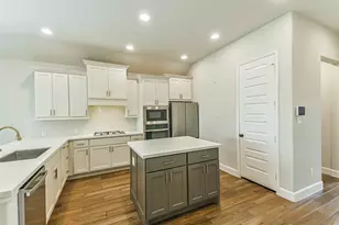 18903 Brego Ln, Tomball, TX 77377 - Photo 13