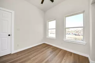 8025 Peachtree St, Houston, TX 77016 - Photo 27