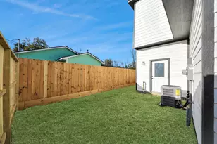 8025 Peachtree St, Houston, TX 77016 - Photo 35