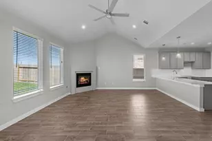 500 Fire Mountain Dr, Waller, TX 77484 - Photo 5