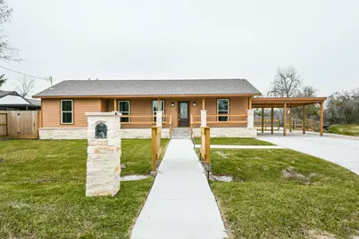3200 Hoover Street, La Marque, TX 77568 - Photo 1