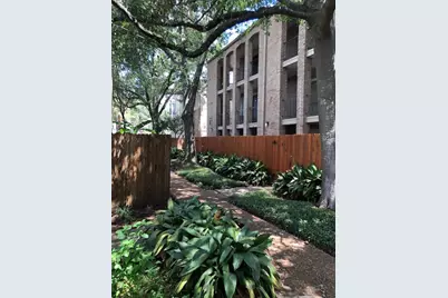 4647 Wild Indigo Street #21/362, Houston, TX 77027 - Photo 3