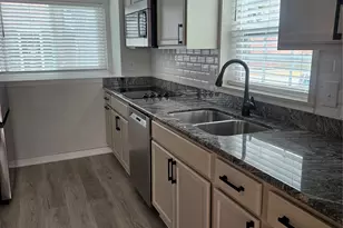 437 Bendwood Dr, Houston, TX 77024 - Photo 3