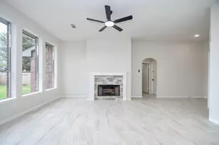 1422 Township Ct, Rosenberg, TX 77471 - Photo 5