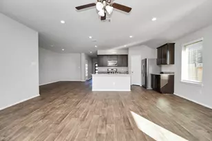 3947 Country Club Dr, Baytown, TX 77521 - Photo 7