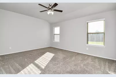3947 Country Club Drive, Baytown, TX 77521 - Photo 17