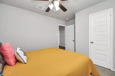 3947 Country Club Drive, Baytown, TX 77521 - Photo 35