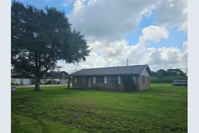 120 Ronald Avenue, Bay City, TX 77414 - Photo 3