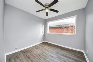 10614 Buffum St, Houston, TX 77051 - Photo 15