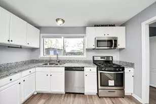 10614 Buffum St, Houston, TX 77051 - Photo 9