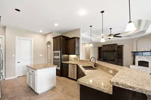 18840 Serene Water Dr, Montgomery, TX 77356 - Photo 9