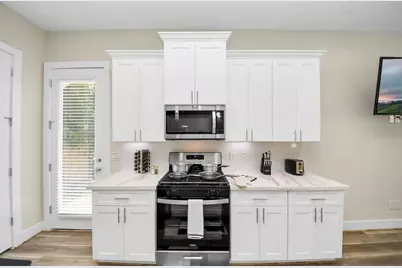 5935 Beall Street #D, Houston, TX 77091 - Photo 15