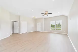 15826 Sugar Maple Ln, Santa Fe, TX 77517 - Photo 11