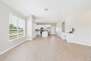 15826 Sugar Maple Ln, Santa Fe, TX 77517 - Photo 7