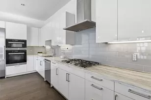 1409 Post Oak Blvd, Houston, TX 77056 - Photo 11